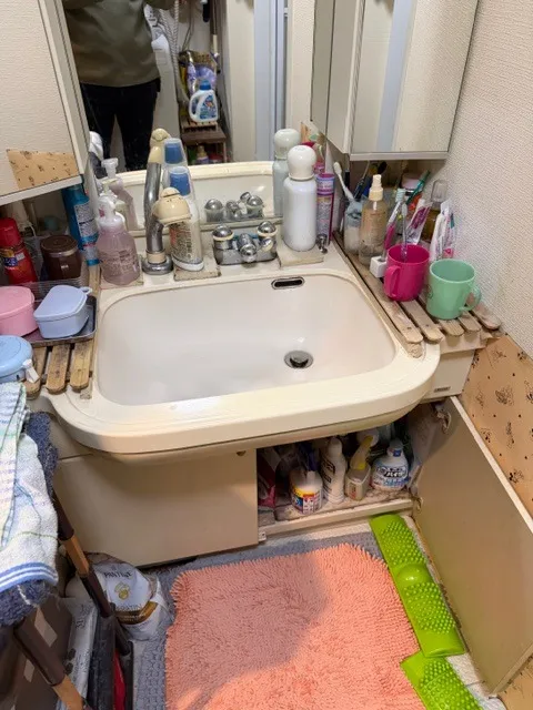 洗面交換前