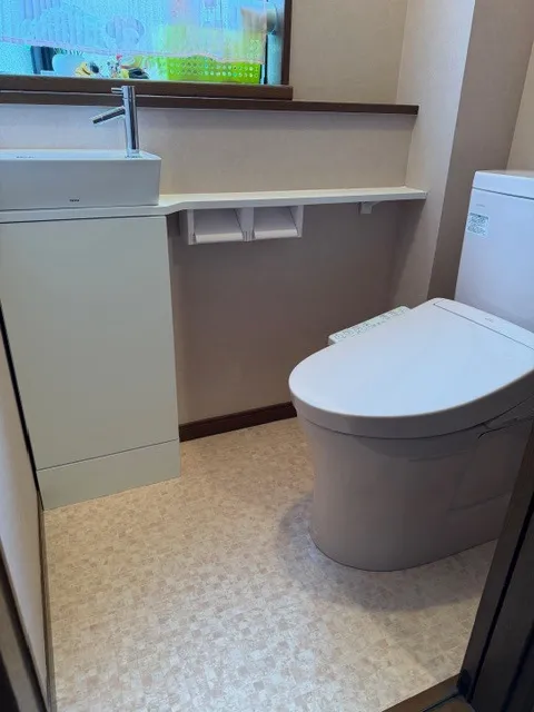 N様邸トイレ等交換