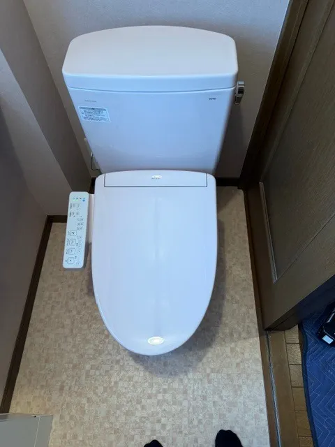 N様邸トイレ等交換